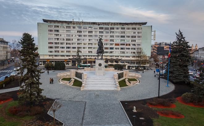 Piața Mihai Viteazul, Cluj-Napoca