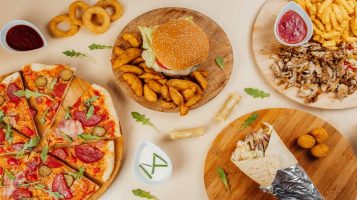 Pizza, burgeri și shaorma: Mâncărurile preferate de români au avut peste 5 milioane de căutări în 2022